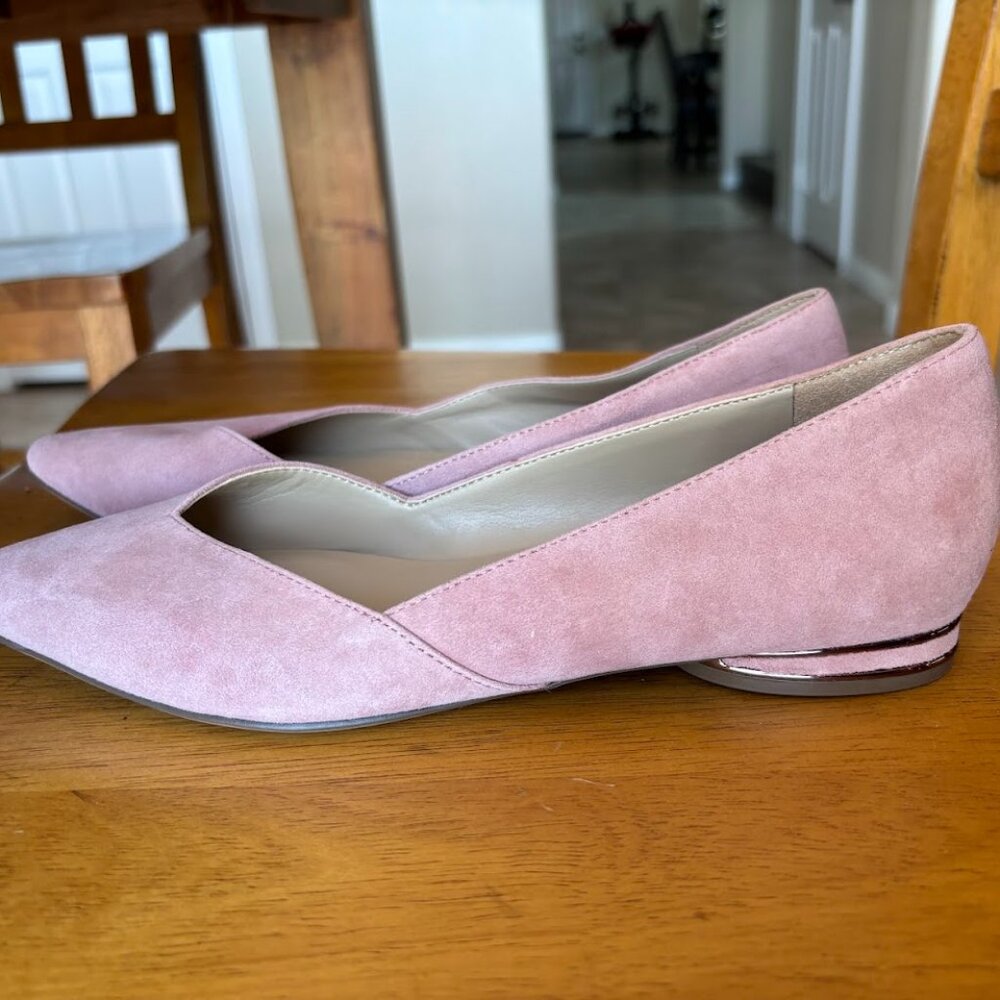 NWOB Naturalizer Pink Suede Flats